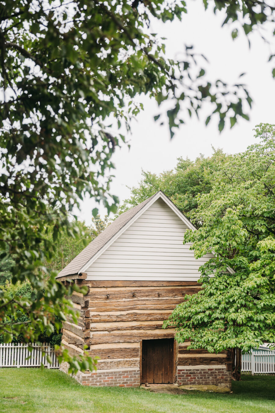 Little building on the property at Cedarmont Farms