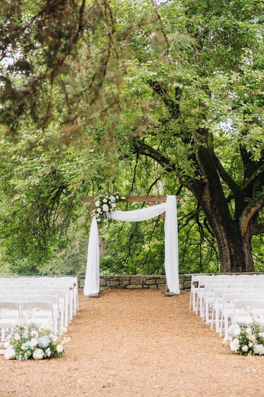 Ceremony arch at Cedarmont Farms
